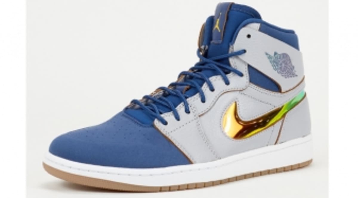 jordan 1 high nouveau dunk from above