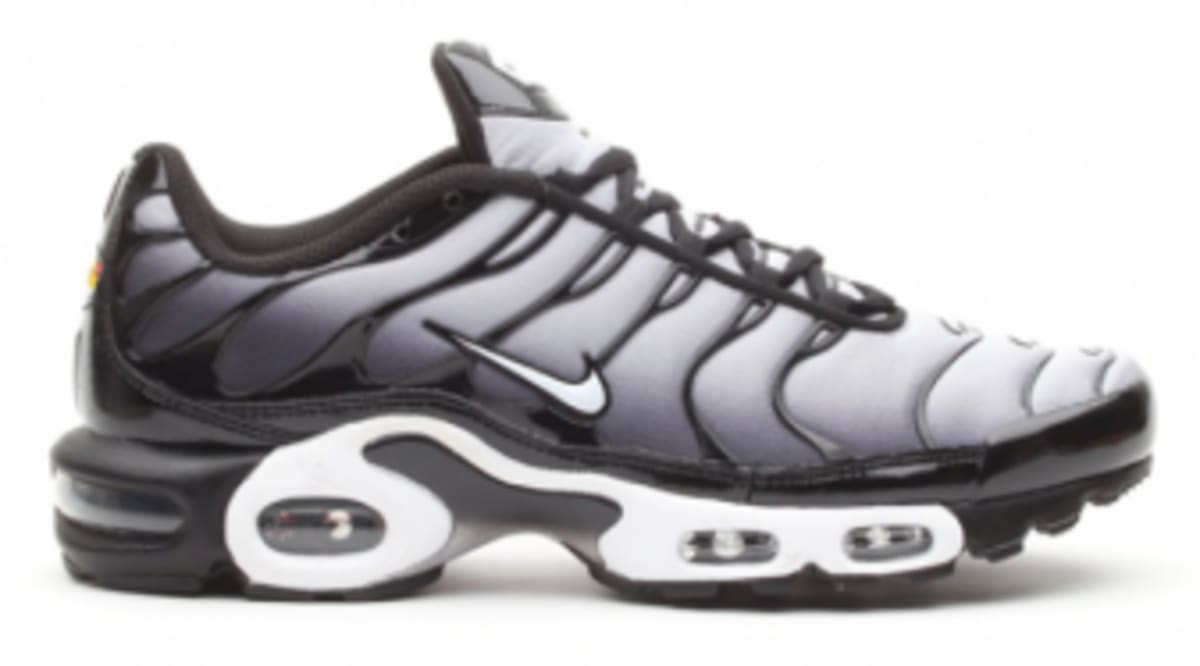 nike air max wolf grey white