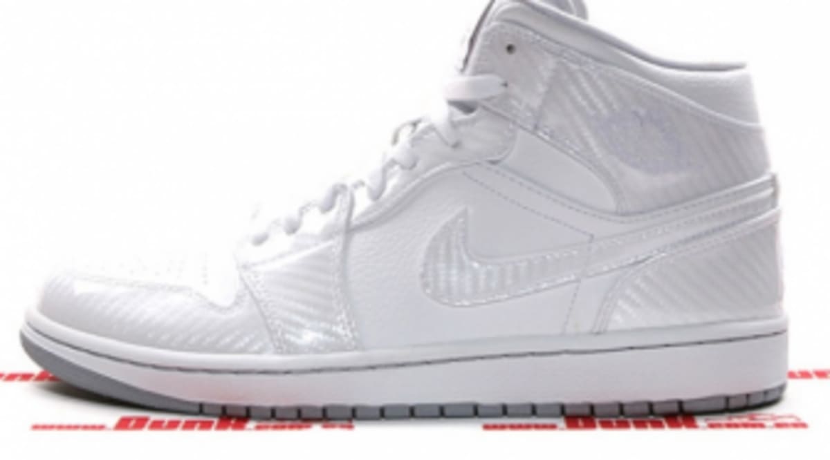 jordan 1 phat carbon fiber