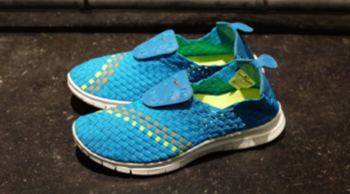 turquoise shoe laces nike