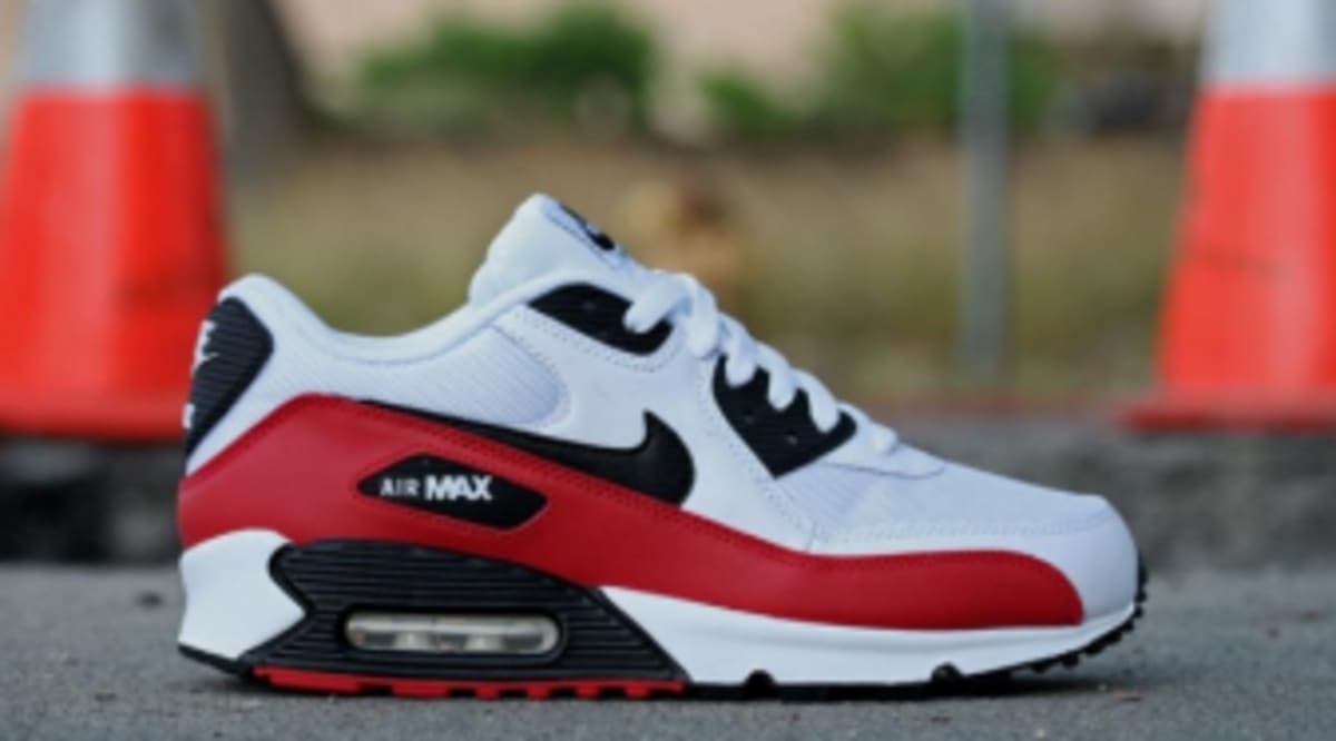 black white red air max