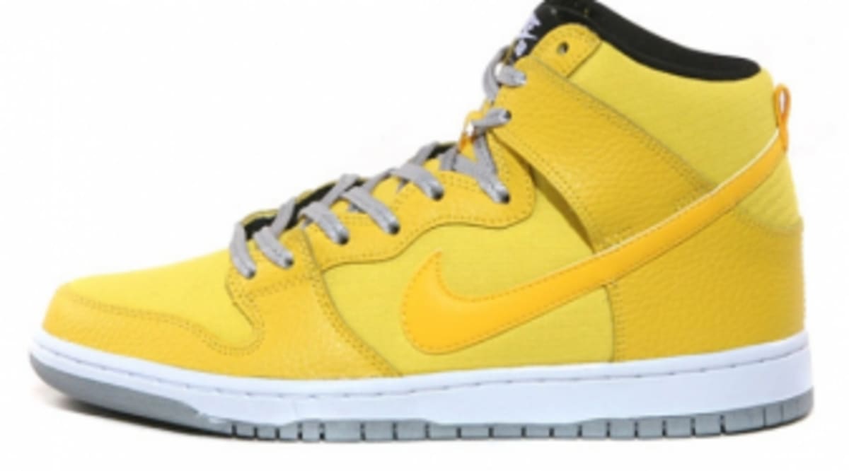 yellow nike sb shoes