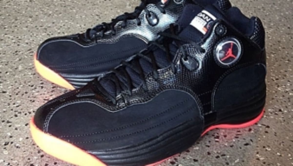 Jordan Jumpman Team 1 Hitting Retail in Black/Infrared 23 | Sole Collector