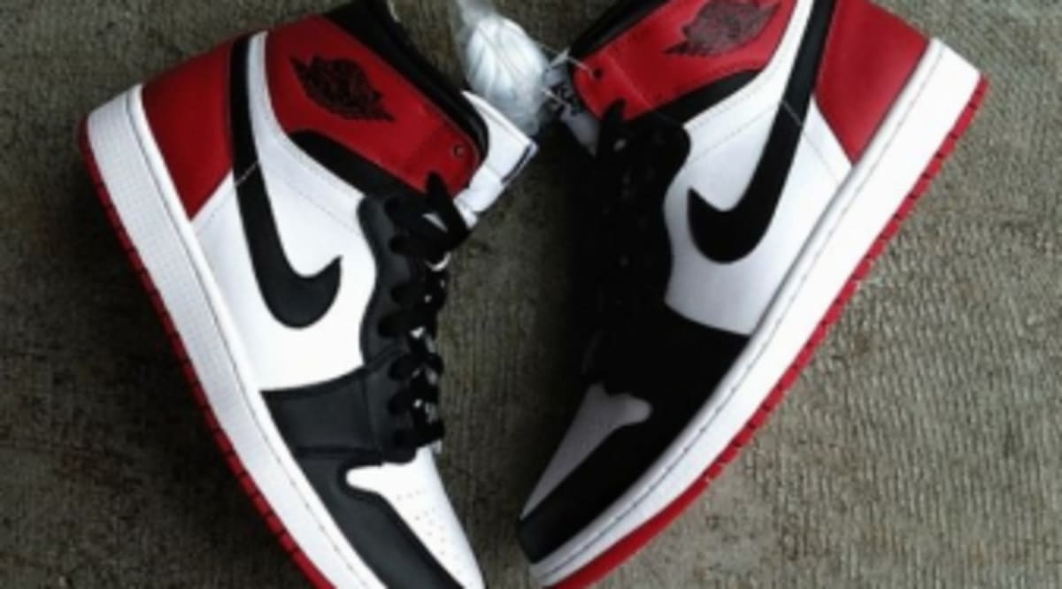 aj1 retro high black toes