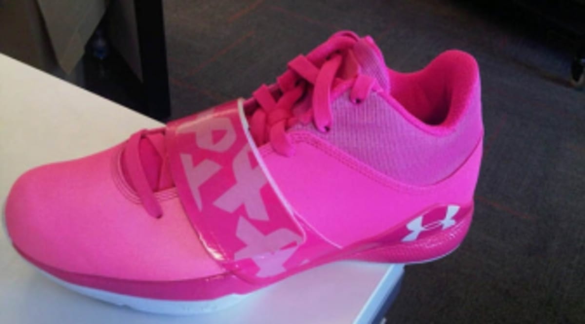 under armour breast cancer slides