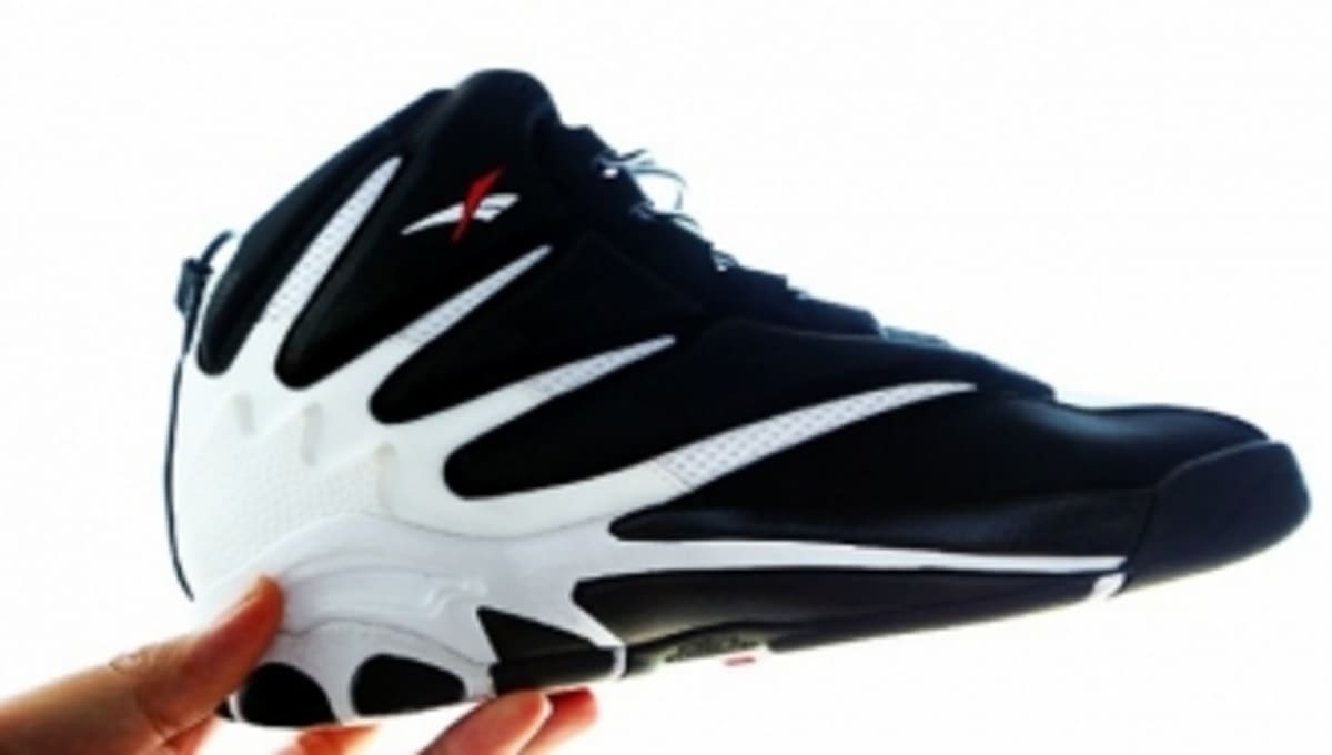 reebok blast pump