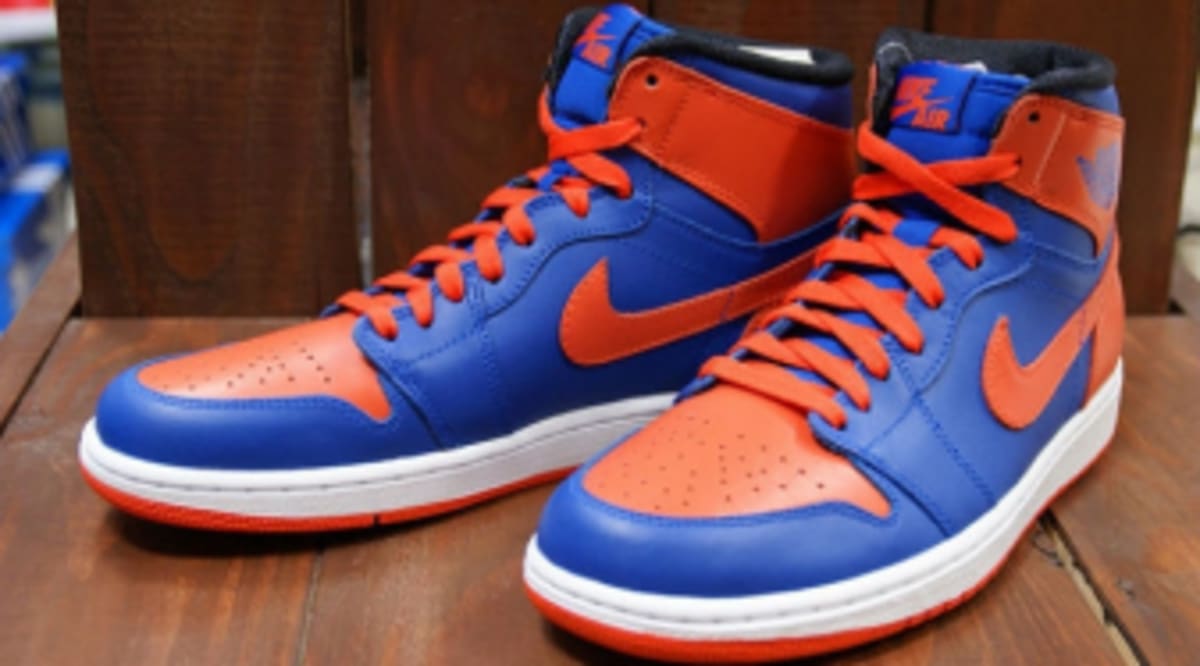 jordan retro 1 blue and orange