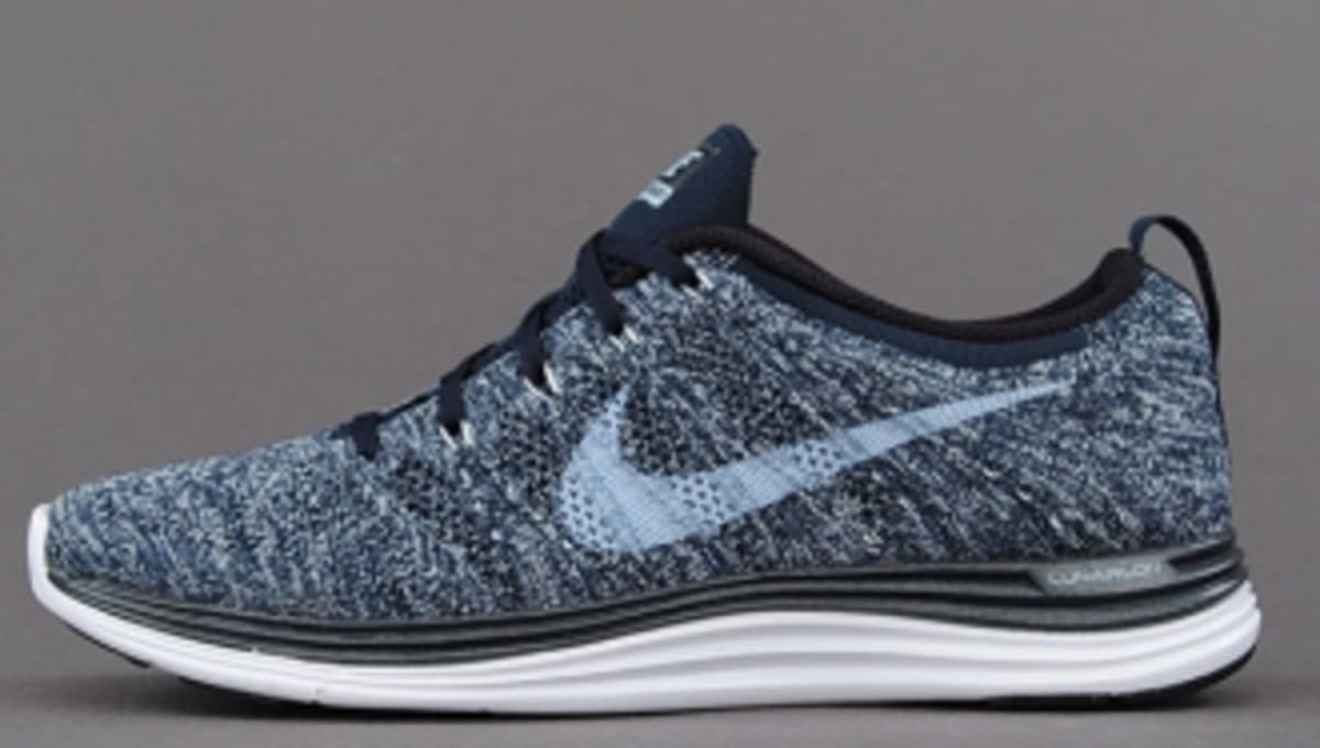 Nike Flyknit Lunar 1+ in Dark Obsidian / Light Armory Blue / Squadron ...