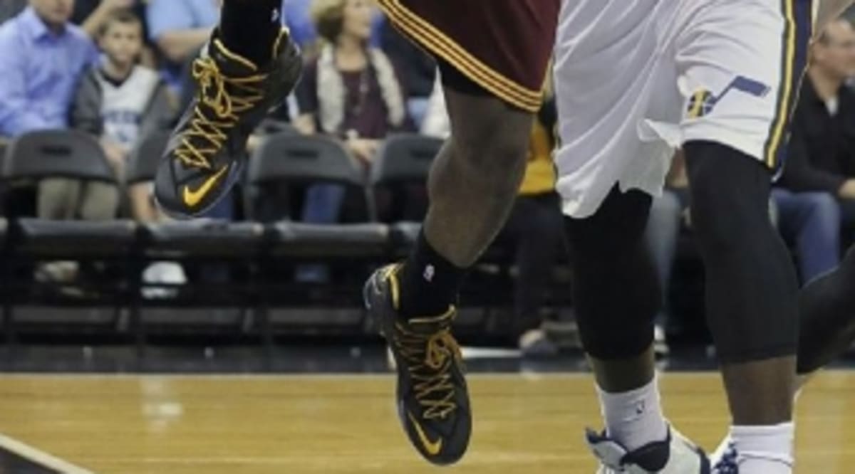 lebron james black and yellow