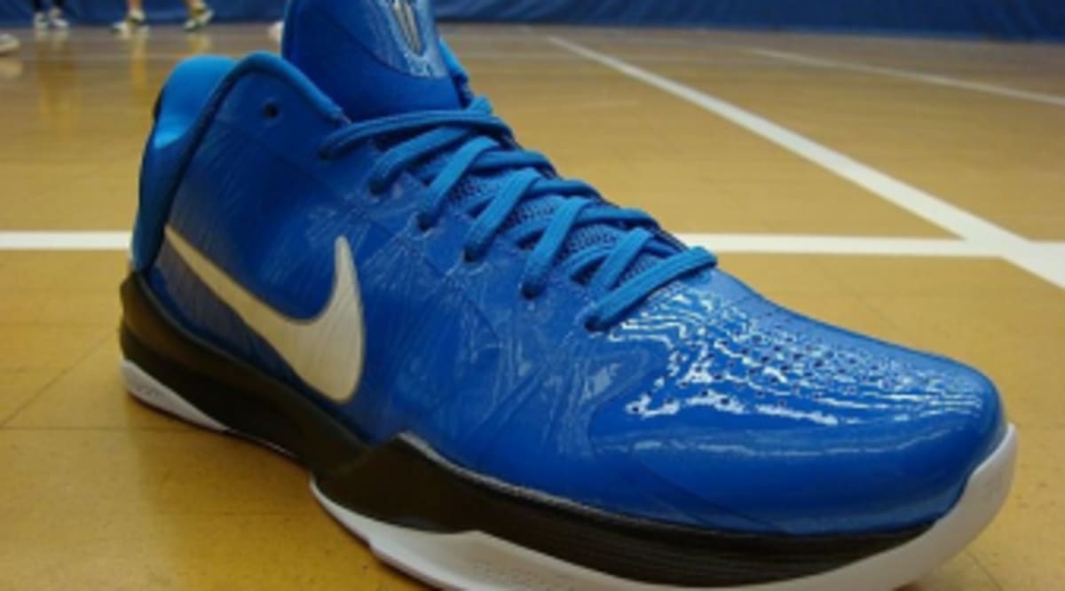 kobes white and blue