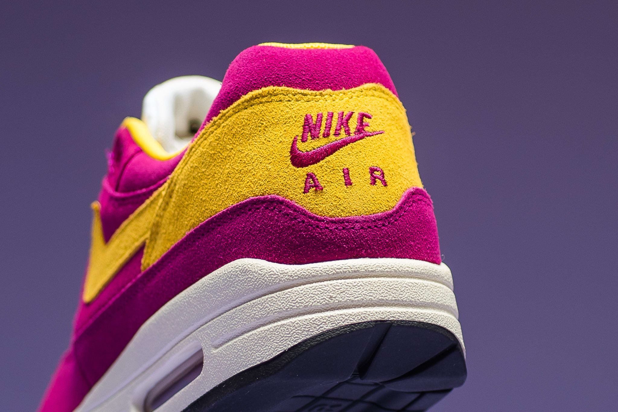 nike air max dynamic berry