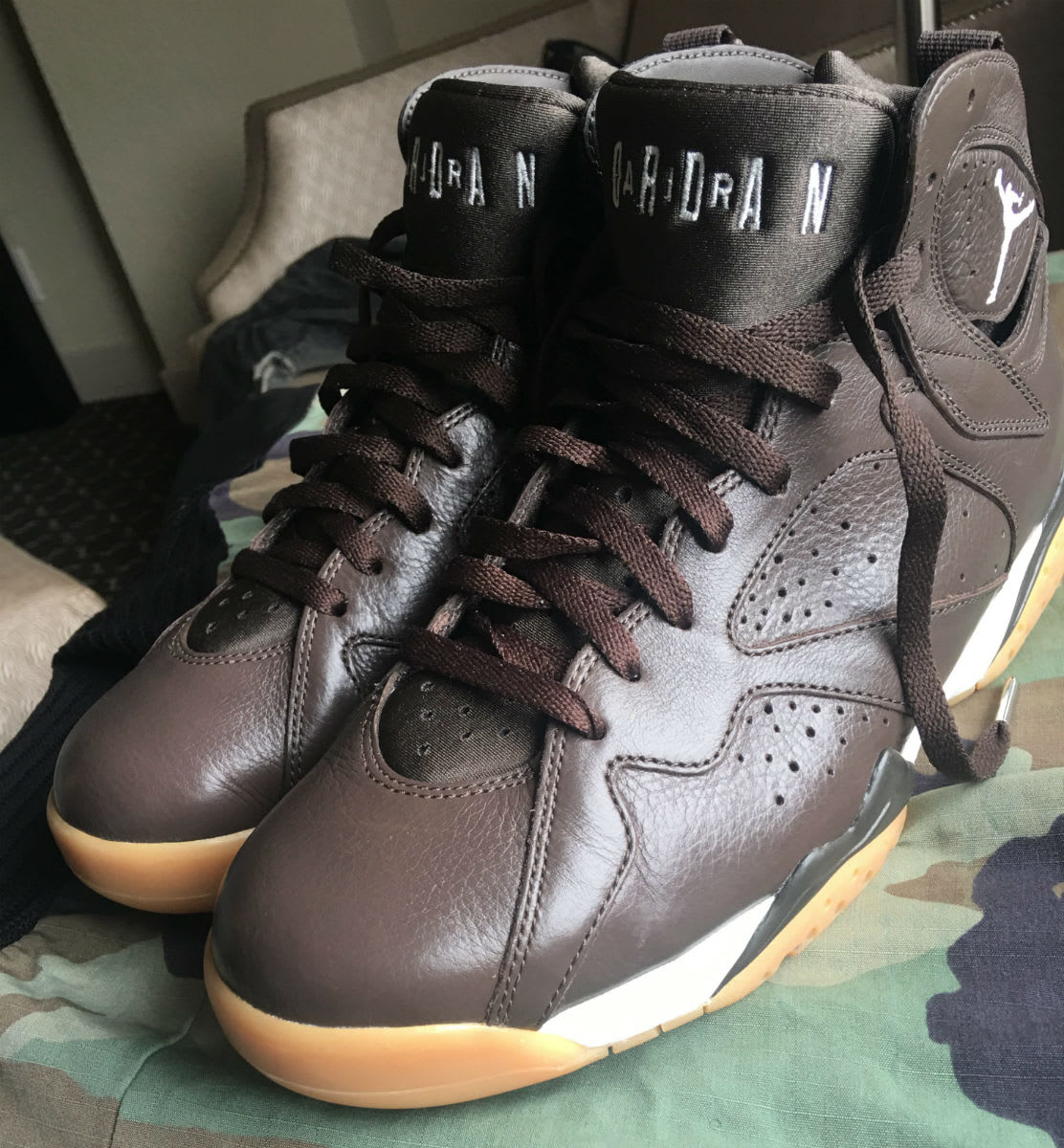 brown jordan 7