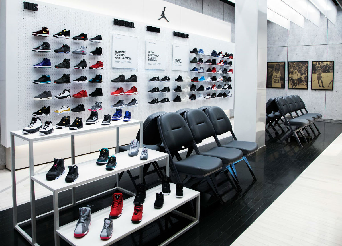 sneaker store fulton street brooklyn