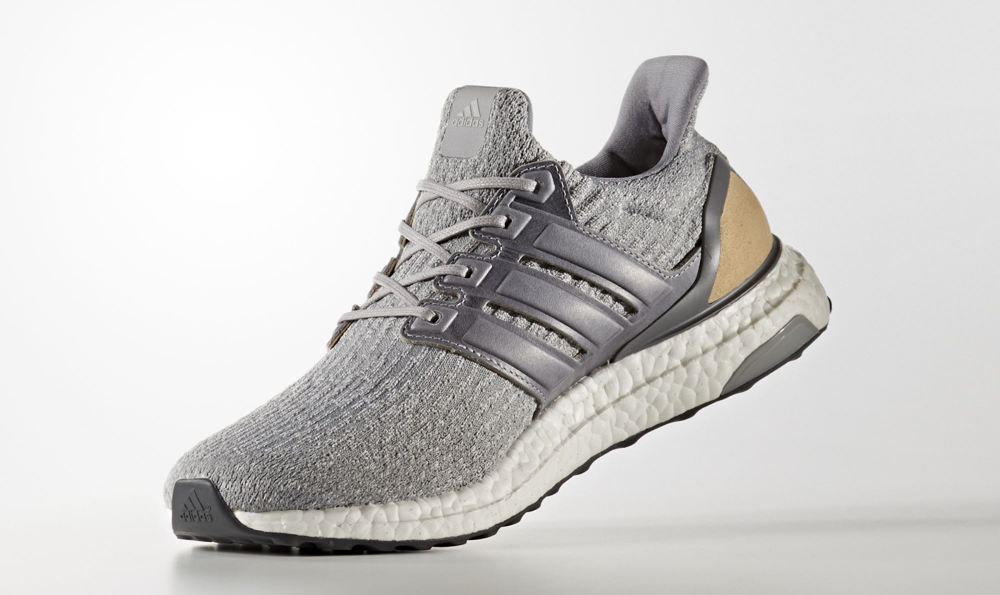 thespian idiom Gå til kredsløbet Adidas Ultra Boost 3.0 Leather Cage Grey Suede BB1092 | Sole Collector