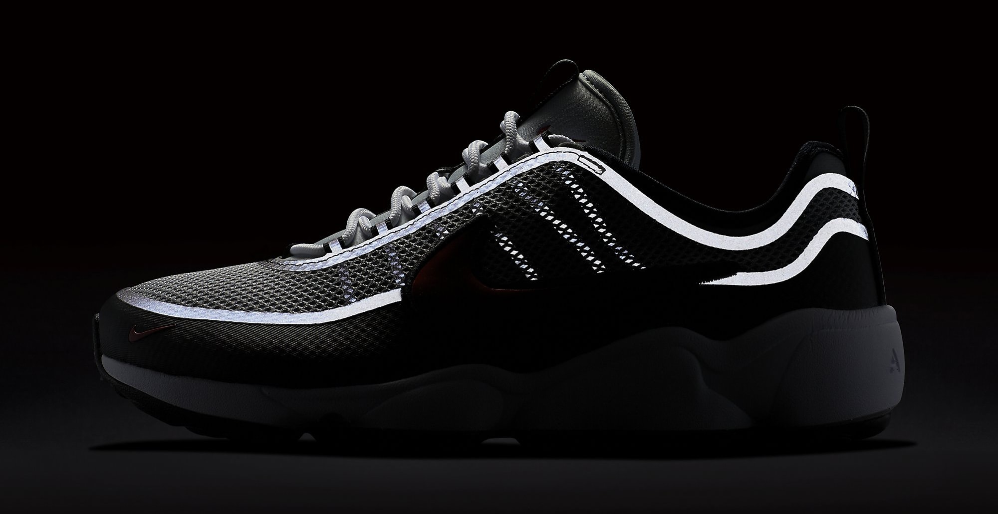 nike air zoom spiridon reflective