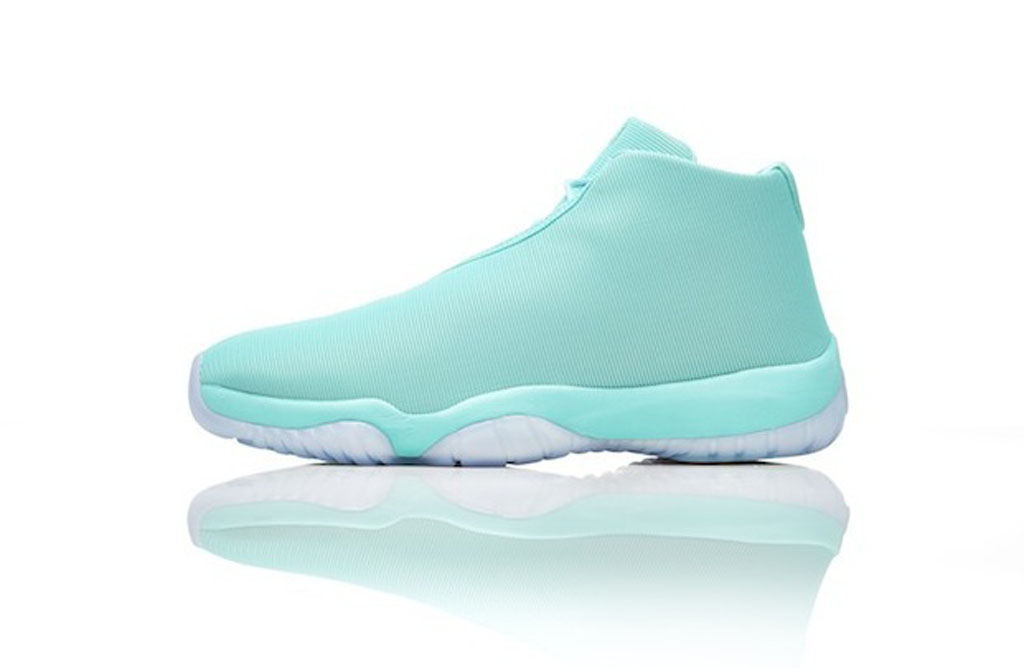 Jordan future bebe sale