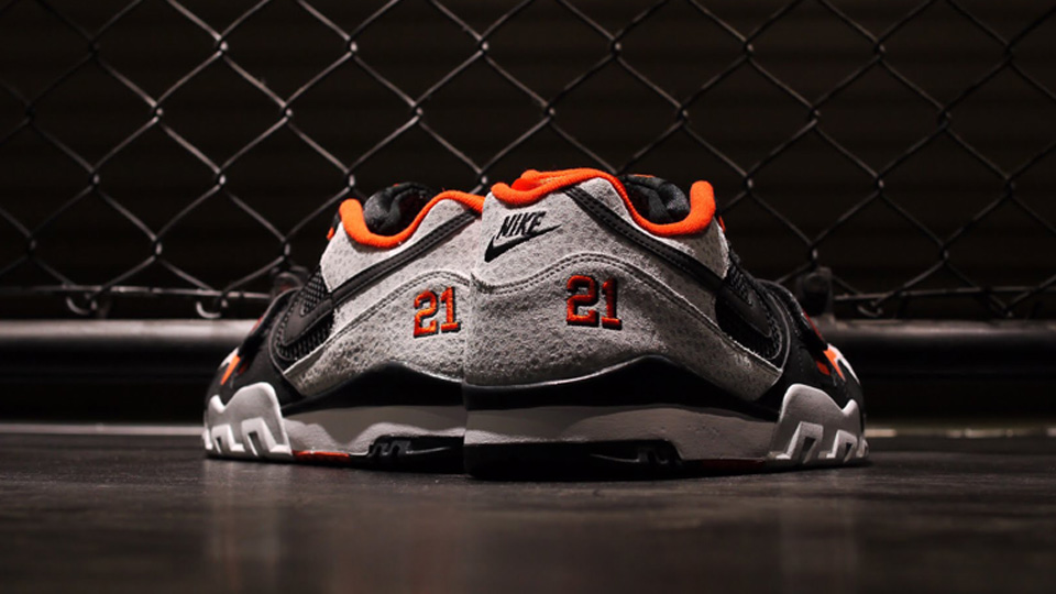 nike air trainer 2 barry sanders