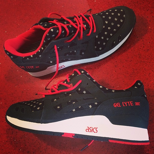 DJ Skee Picks Up BAIT x ASICS GEL-Lyte III Nippon Blues