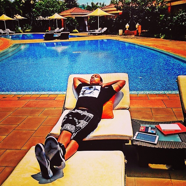 Ludacris wearing Air Jordan V 5 Retro Oreo