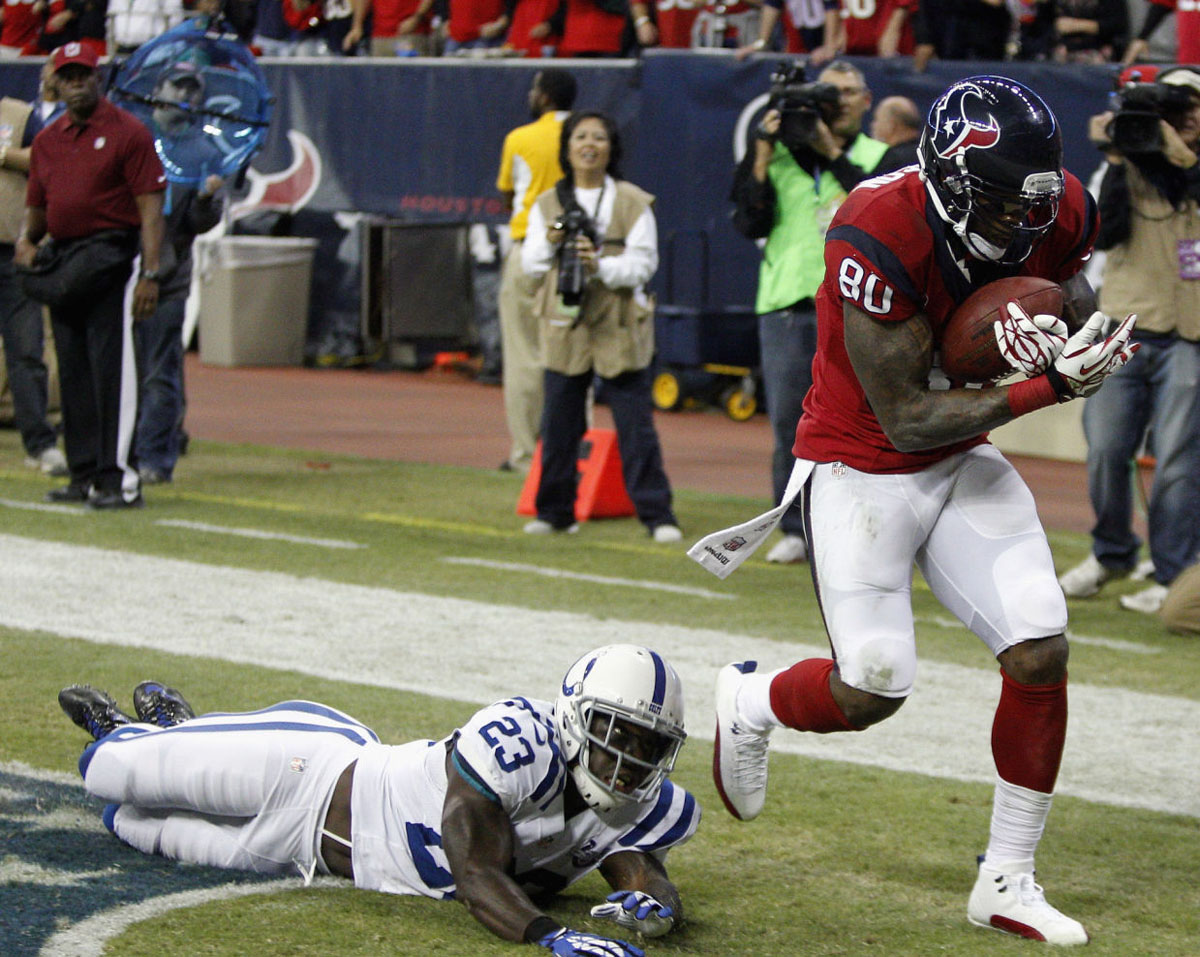 Andre Johnson Wearing Air Jordan 12 XII White/Red PE Cleats (8)