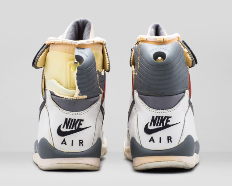 nike air pressure