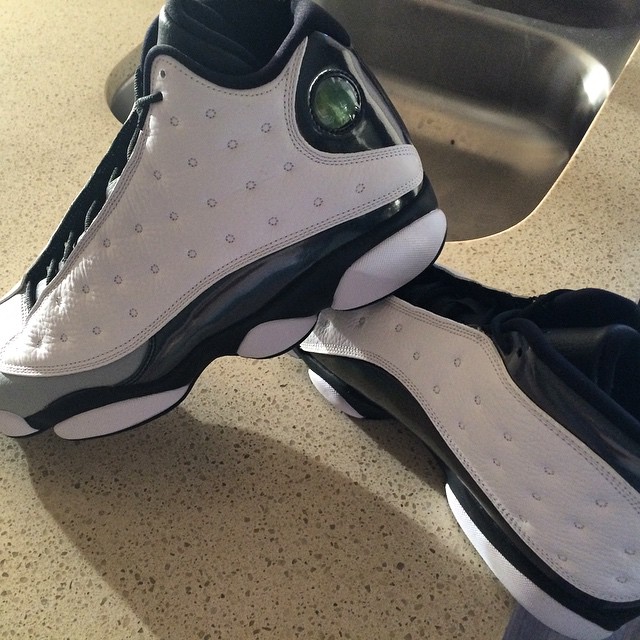 Bow Wow Picks Up Air Jordan XIII 13 Barons