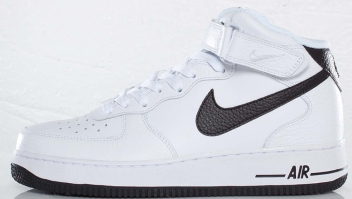 white air force mids