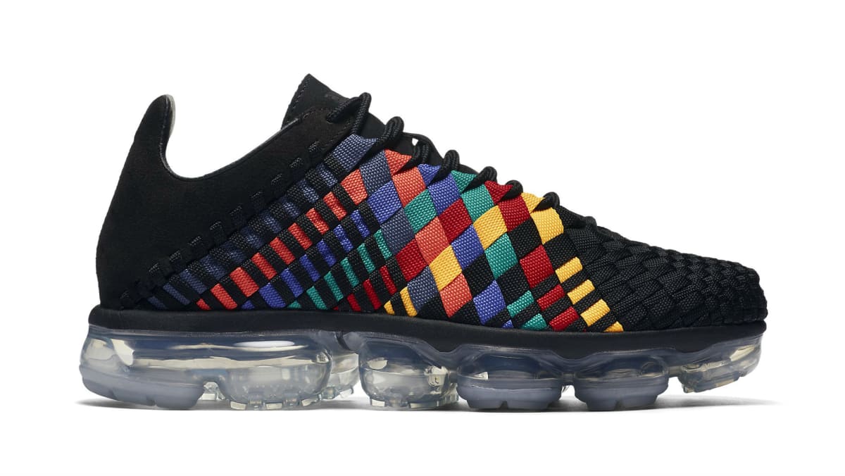 multicolor nike vapormax