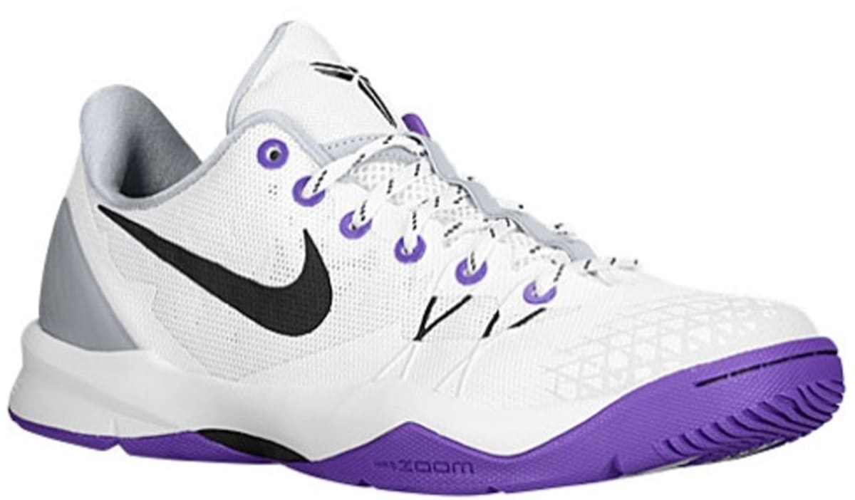 kobe bryant purple shoes