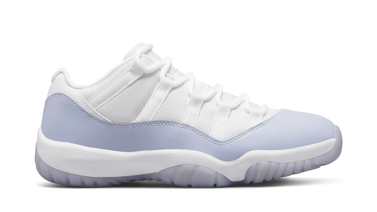 Air Jordan 11 Low Women's 