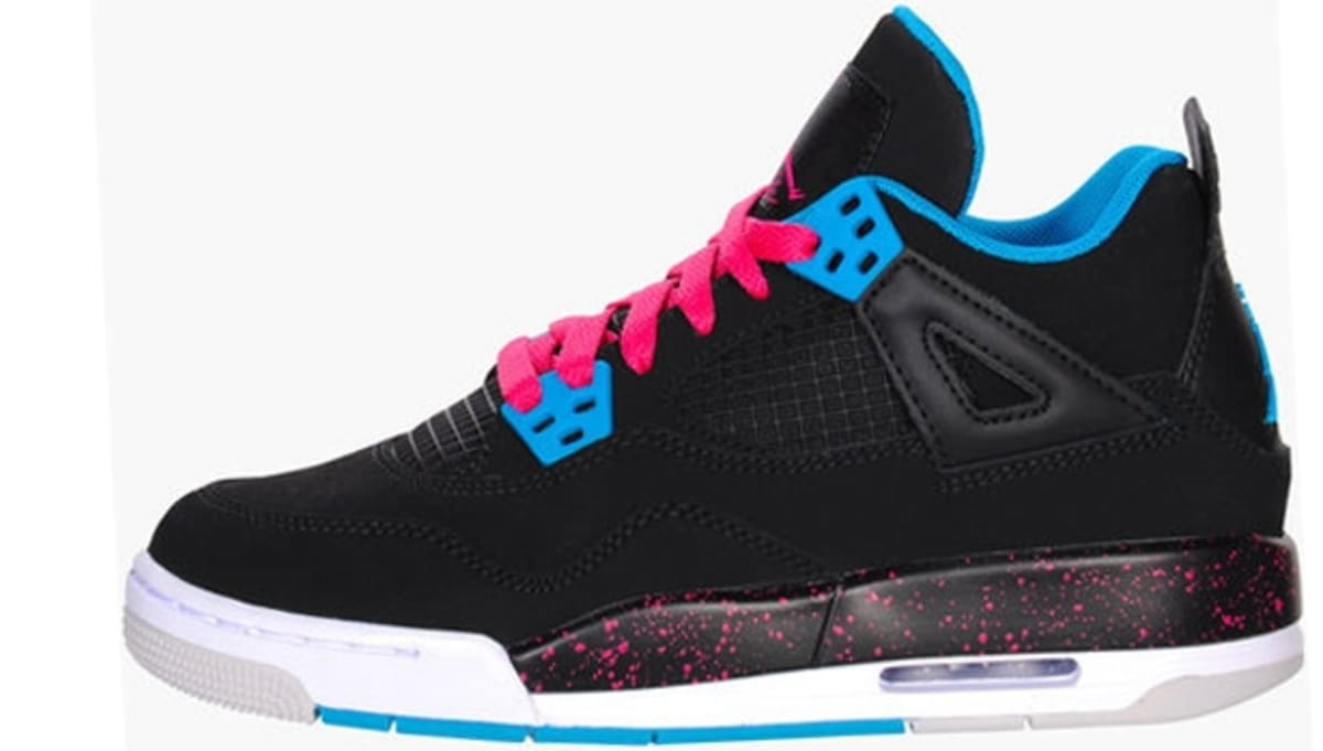 blue & pink jordans