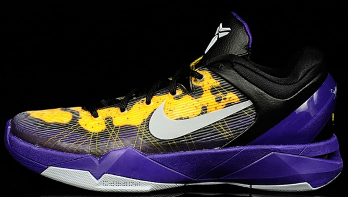Poizon ru отзывы. Nike Kobe 7. Nike Kobe 7 Purple.