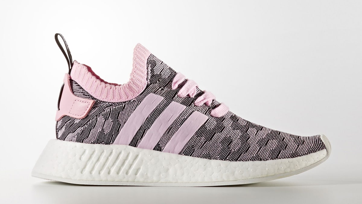 nmd r2 black and pink