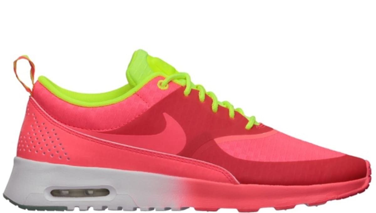 nike air max thea red and white