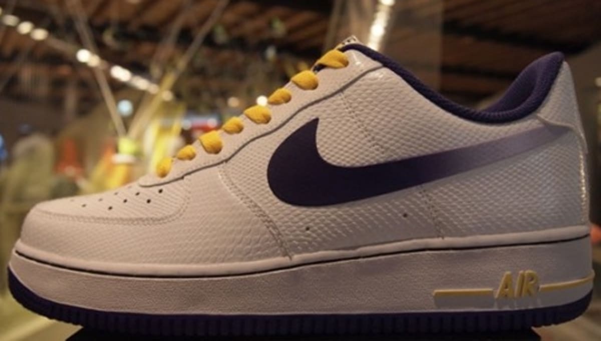 Nike Air Force 1 Low White/Court Purple 
