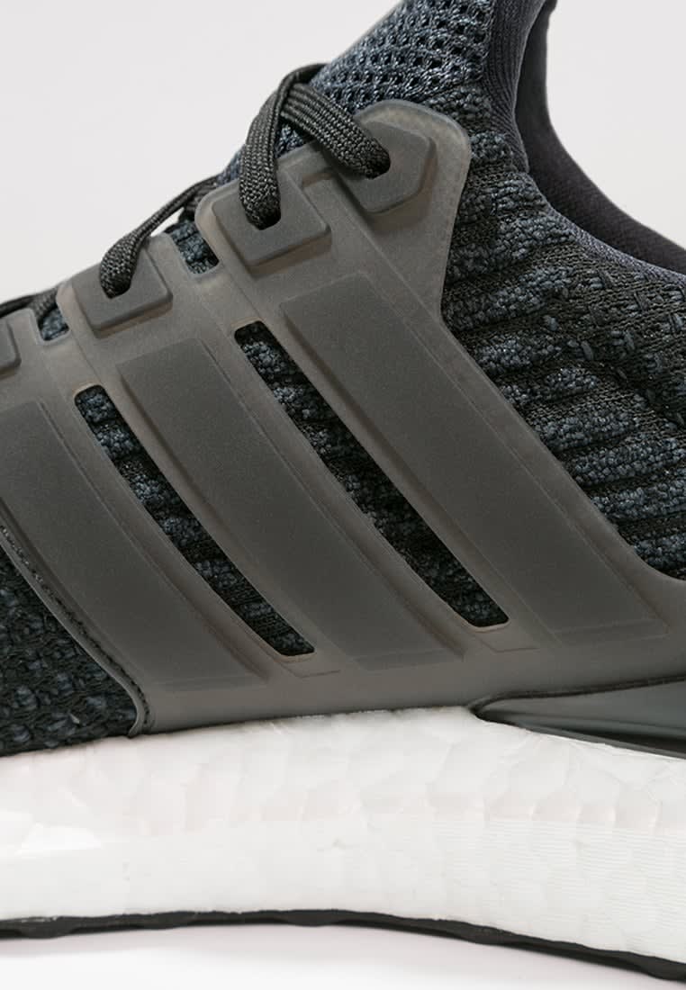 Adidas Ultraboost 4.0 shoes combine comfort and high