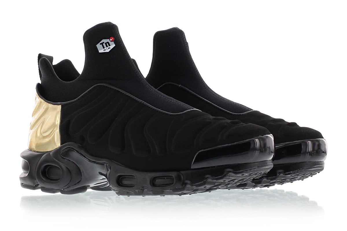 tns black and gold