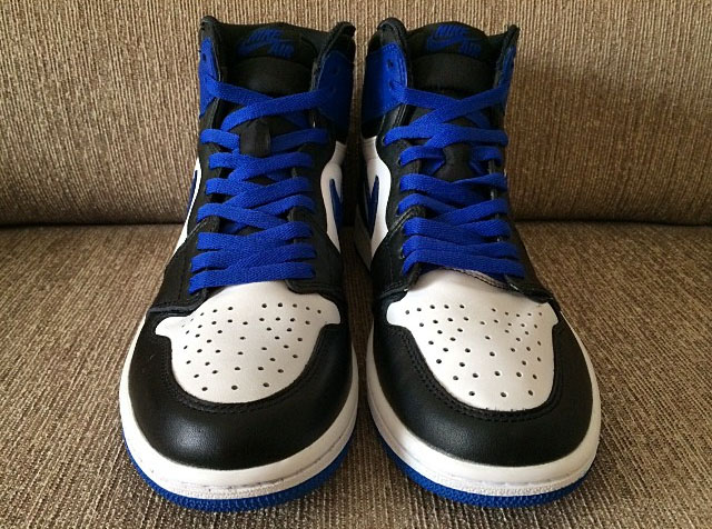 Fragment Design x Air Jordan I 1 (2)