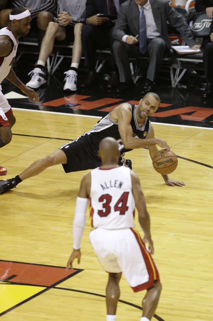 Tony Parker Beats The Clock In Peak Team Lightning PE (4)