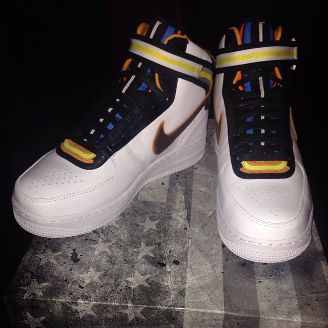 Fabolous Picks Up Nike Air Force 1 RT