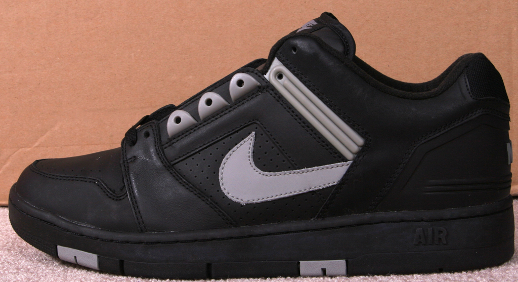 black nike air force 2