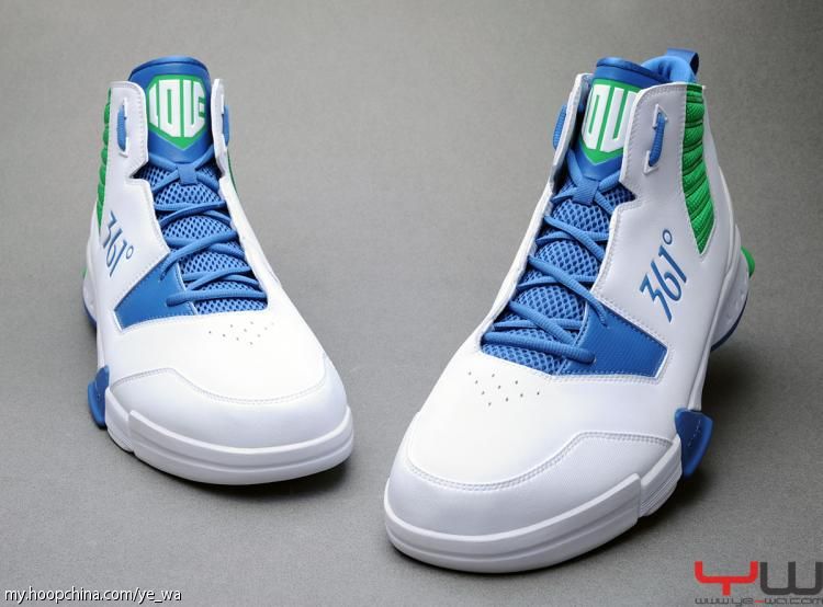 kevin love signature shoes