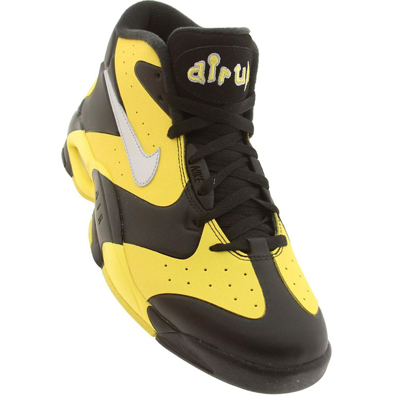 black and yellow nikes