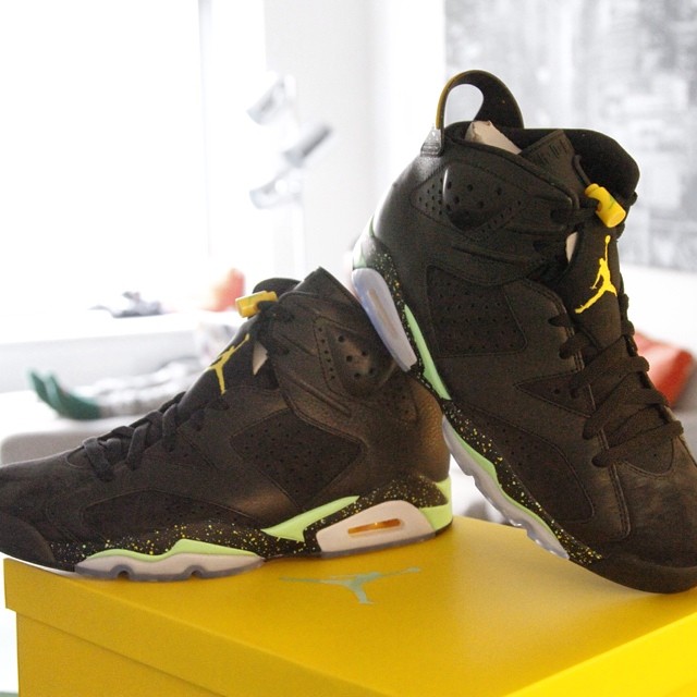 Bow Wow Picks Up Air Jordan VI 6 Brazil