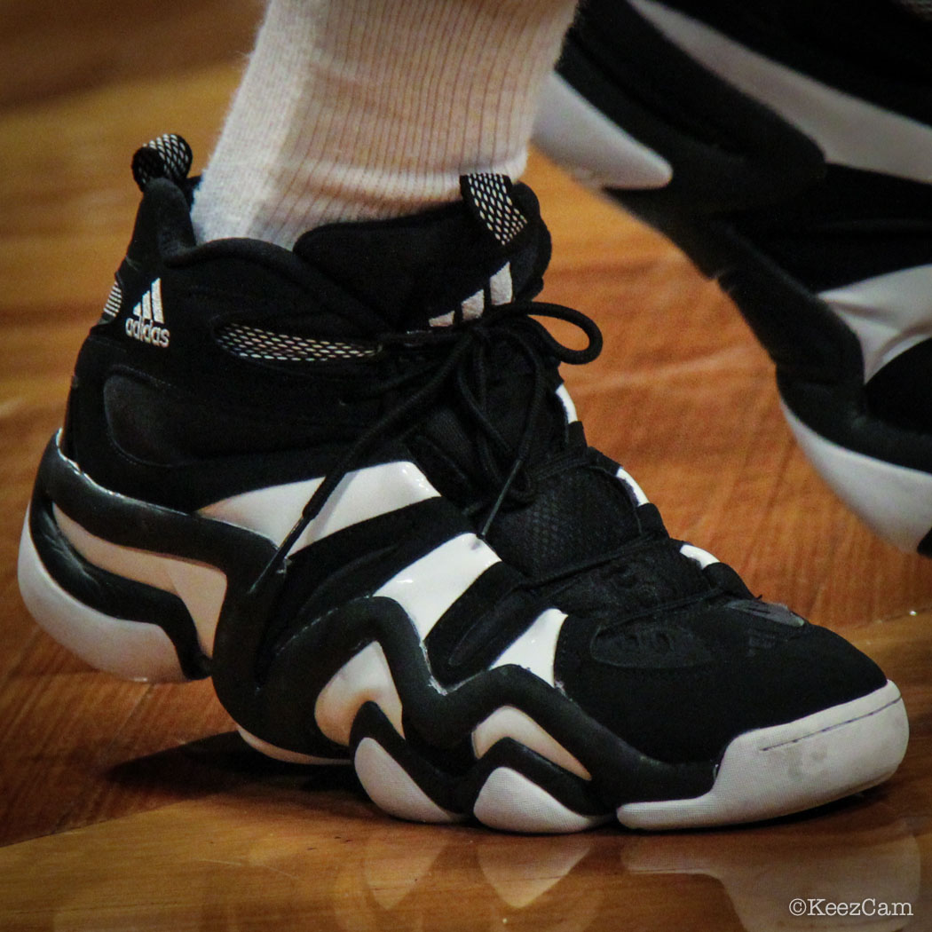 Reggie Evans wearing adidas Crazy 8