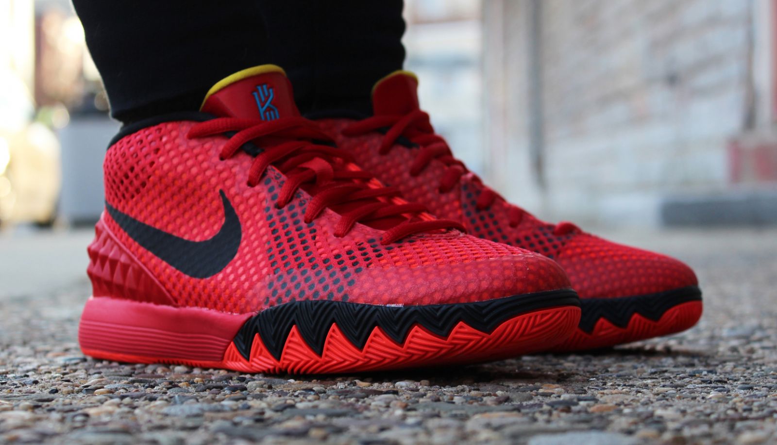 kyrie 1 deceptive red