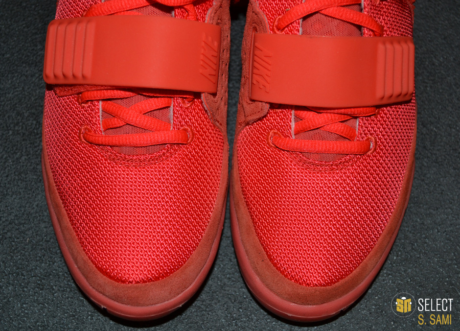 Red october hot sale yeezy 35