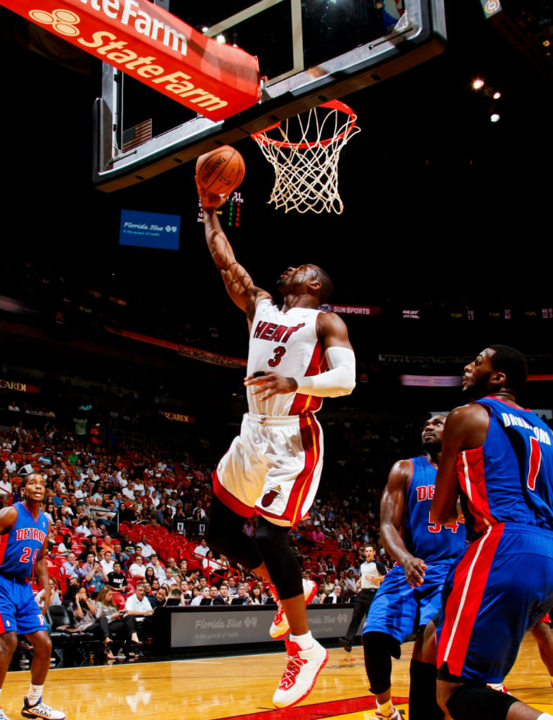 Dwyane Wade Wears Li-Ning Way of Wade White/Red (6)