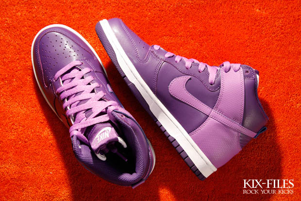 Nike WMNS Dunk Hi Club Purple Bright Violet White 318676-503