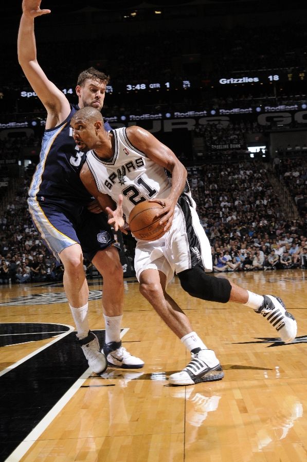 Tim Duncan wearing the adidas TS Bounce Commander